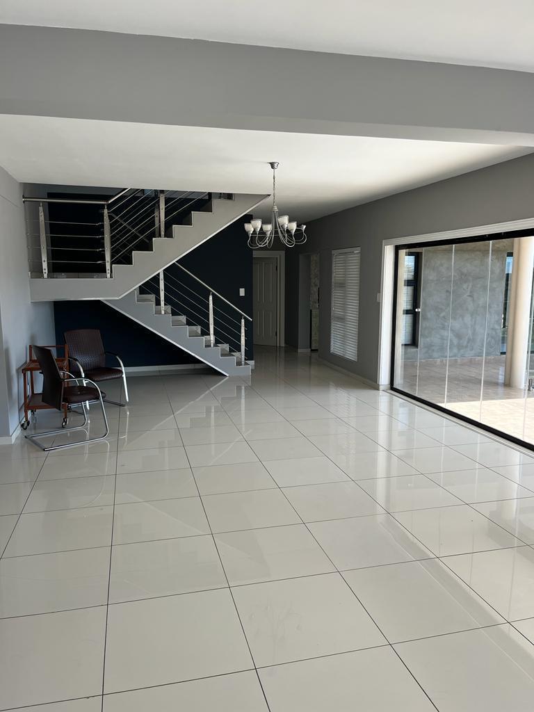 6 Bedroom Property for Sale in Gonubie North Eastern Cape
